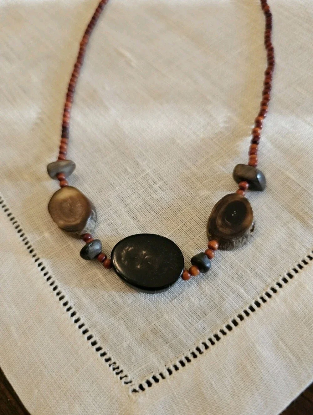 Cool Vintage Sliced Natural Horn Beaded Necklace Brown Red Black Bohemian 16